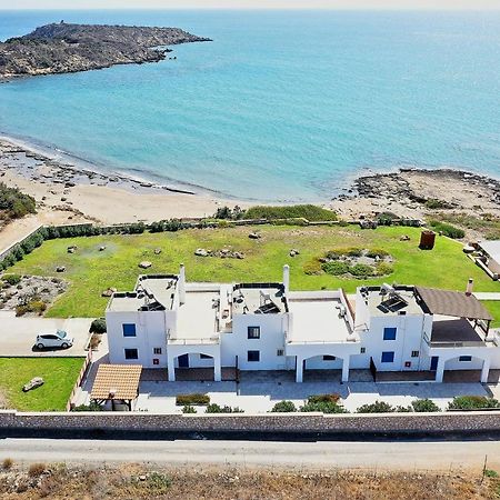 Nerida Beachfront Villas Plimmiri ภายนอก รูปภาพ