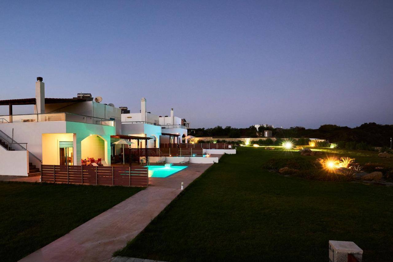 Nerida Beachfront Villas Plimmiri ภายนอก รูปภาพ