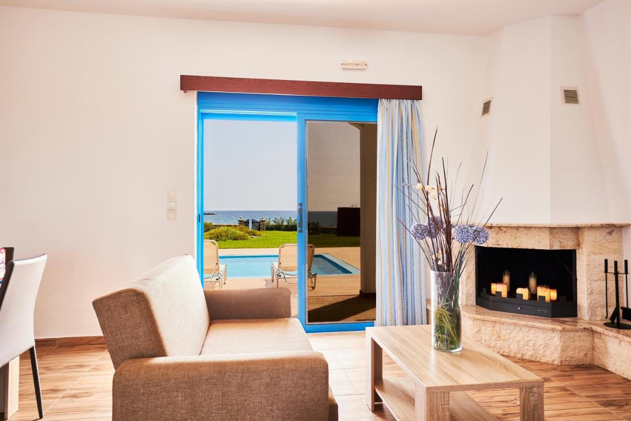 Nerida Beachfront Villas Plimmiri ภายนอก รูปภาพ